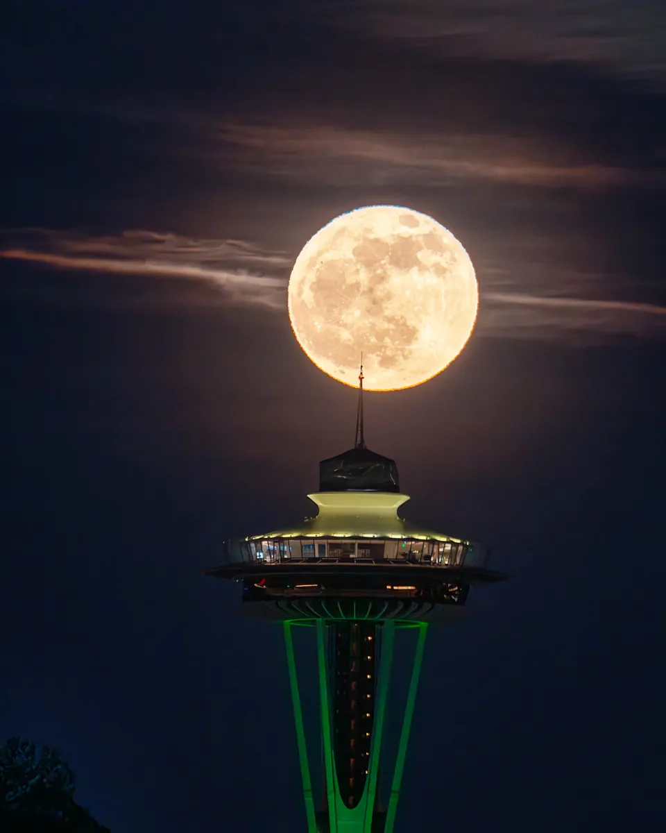 Moonrise above the Space Needle, Seattle, Washington